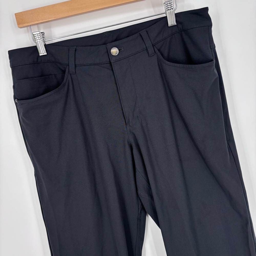Lululemon ABC Classic Fit 5 Pocket Pants Mens 34x32 Black Warpstreme Performance